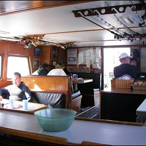 King Neptune: Salon