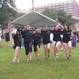 CHUMettes Dancing1