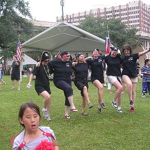 CHUMettes Dancing3