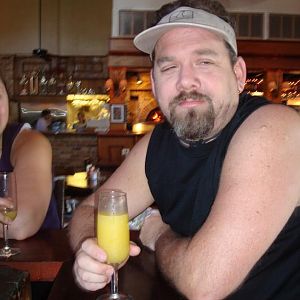 GWNDWN_sippin_a_mimosa