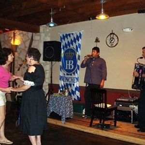 Dancing-Check out the Band