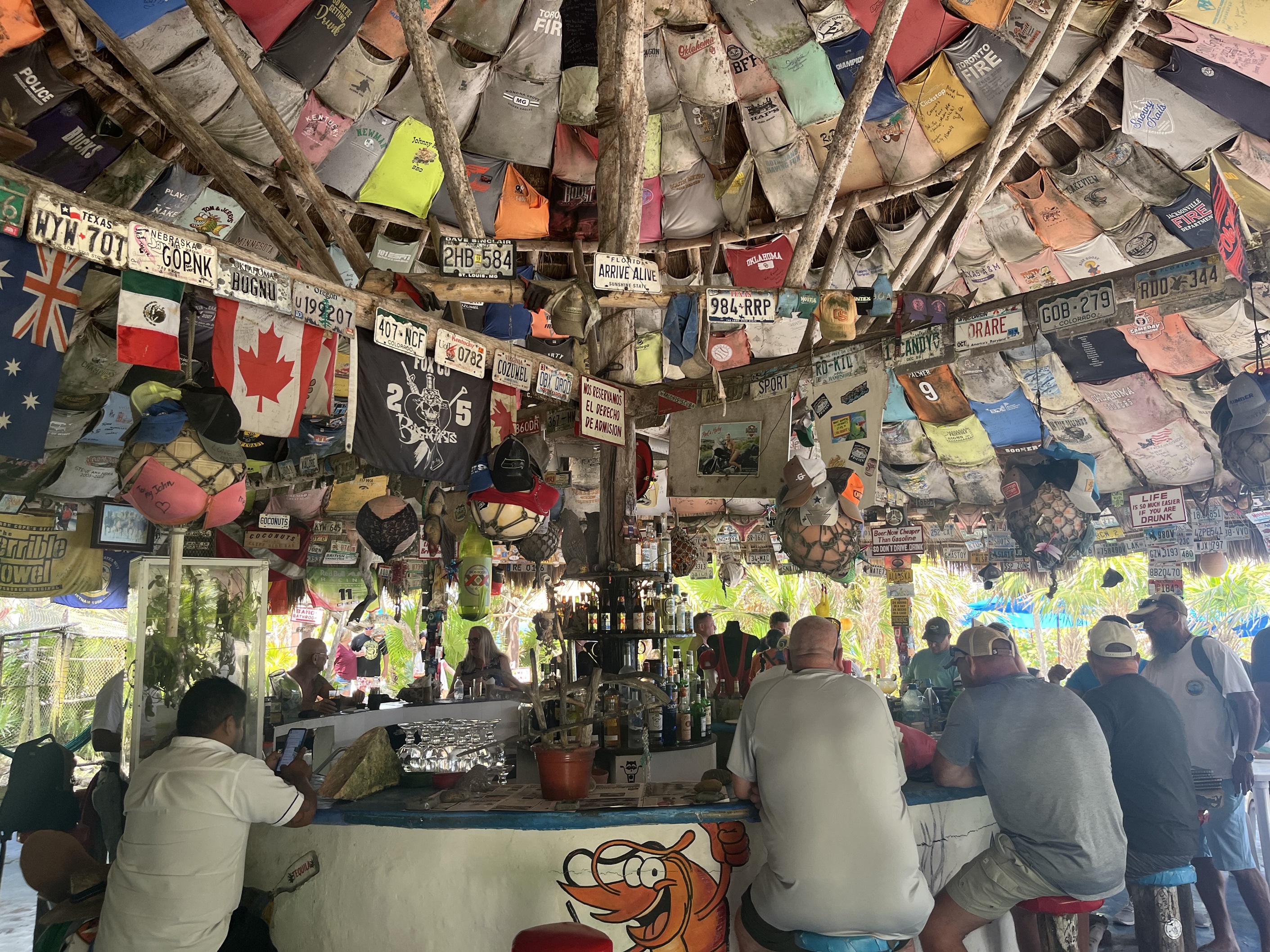 30 - Coconuts bar at Cozumel