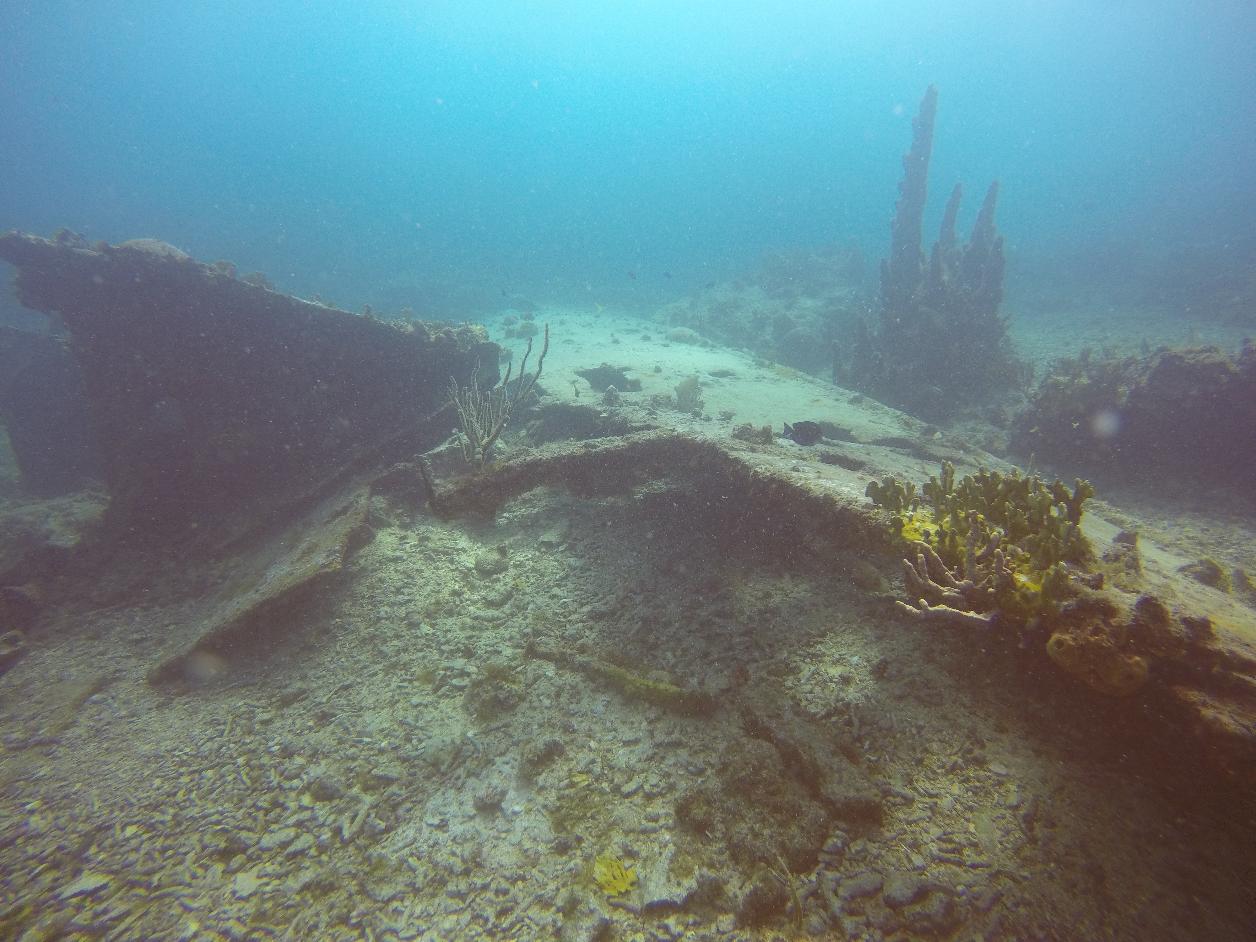 30 - scattered wreck.JPG