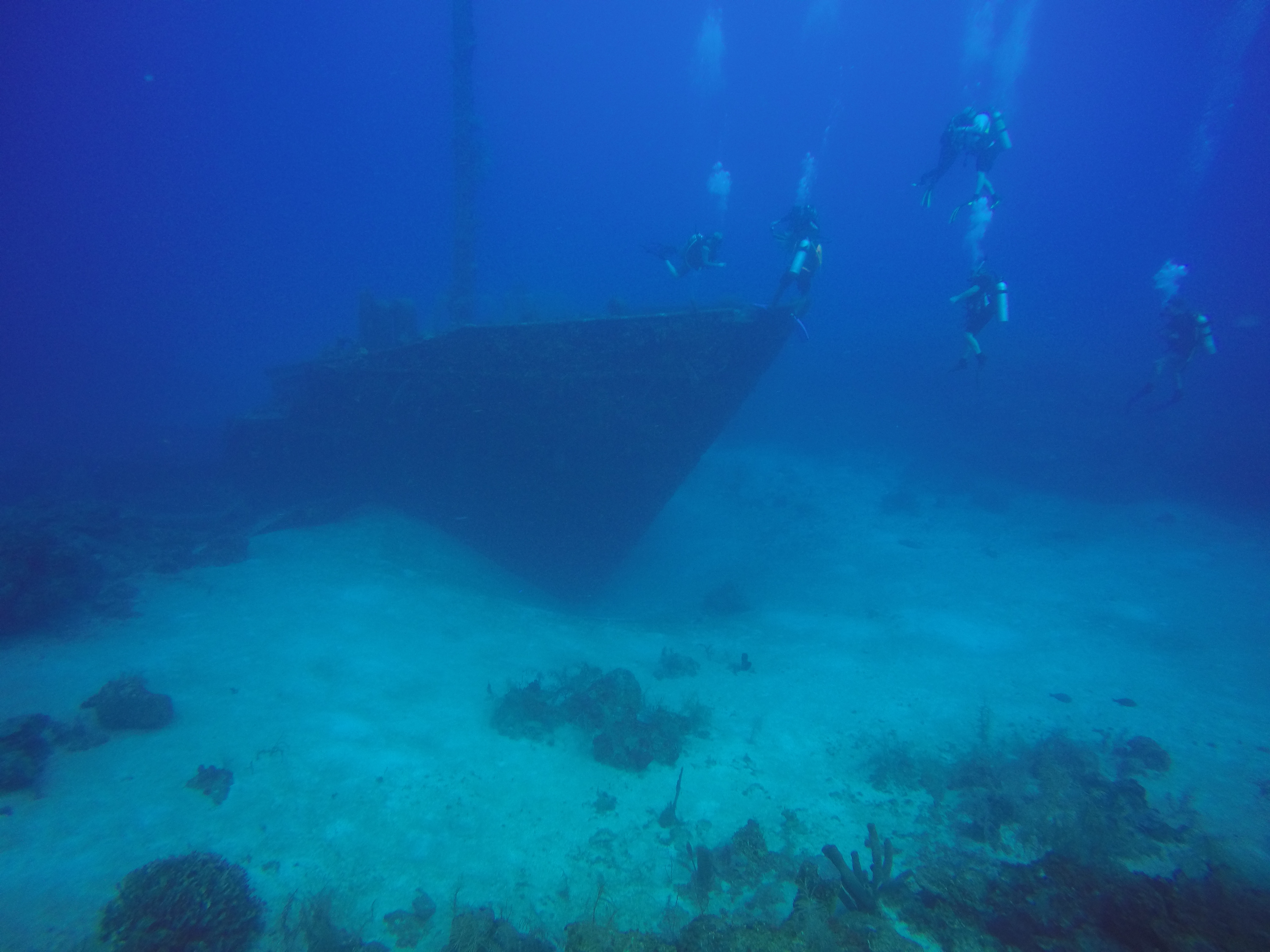 8 - The El Aguila wreck