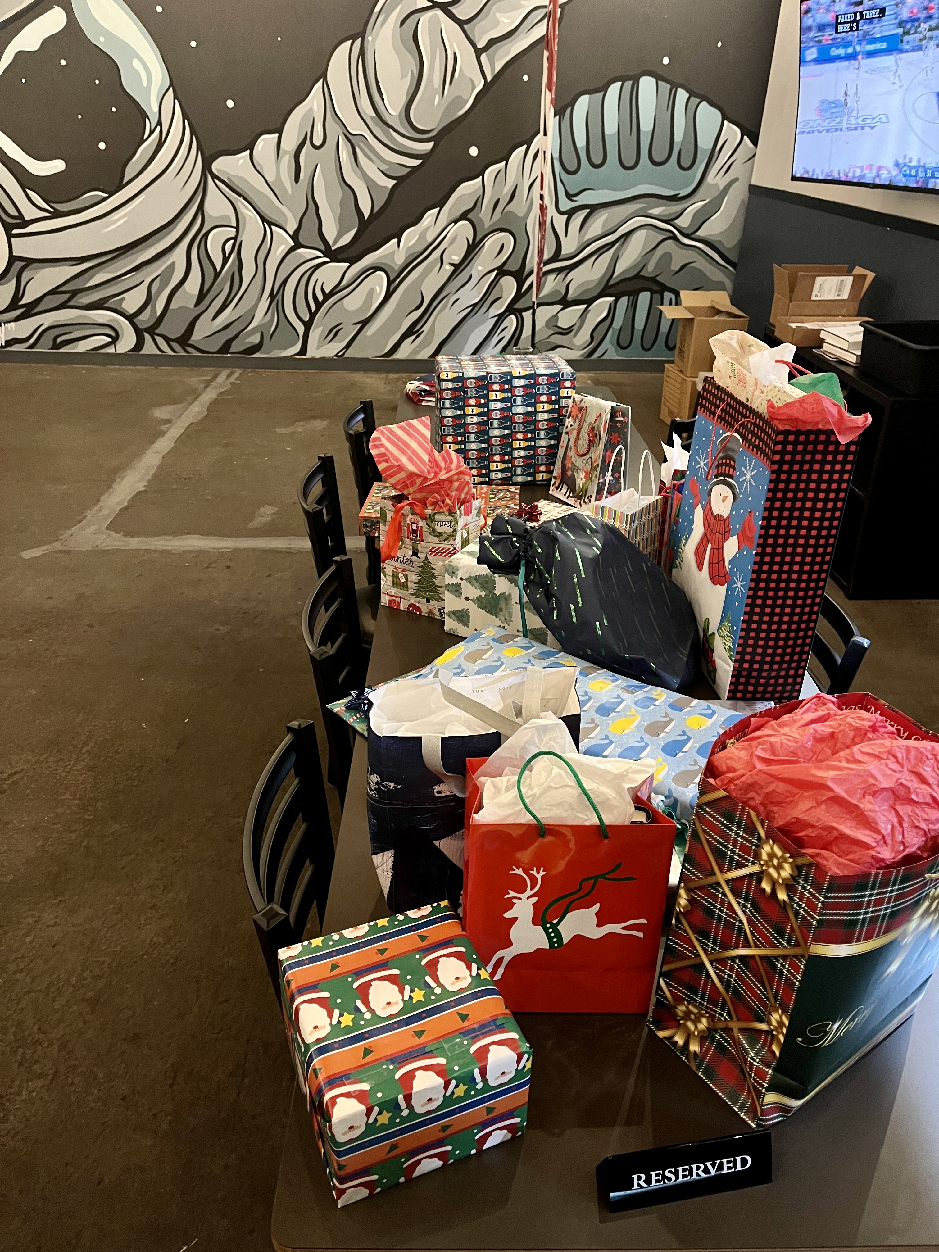 A pile o' white elephant gifts