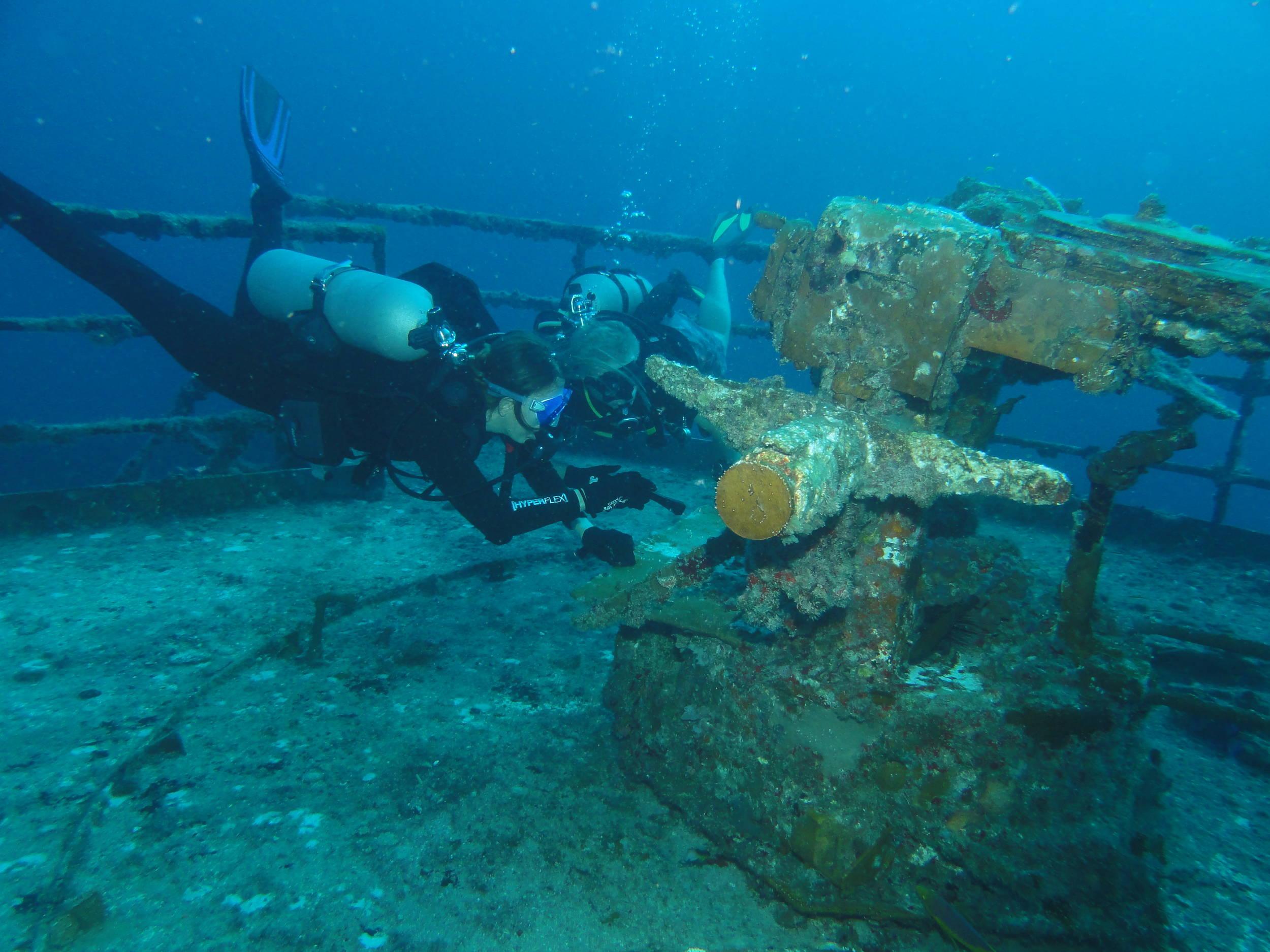 Hyperbaric & Reefhound on USS Vandenberg