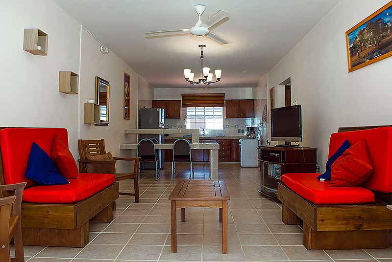 Nos-krusero-one-bedroom-livingroom
