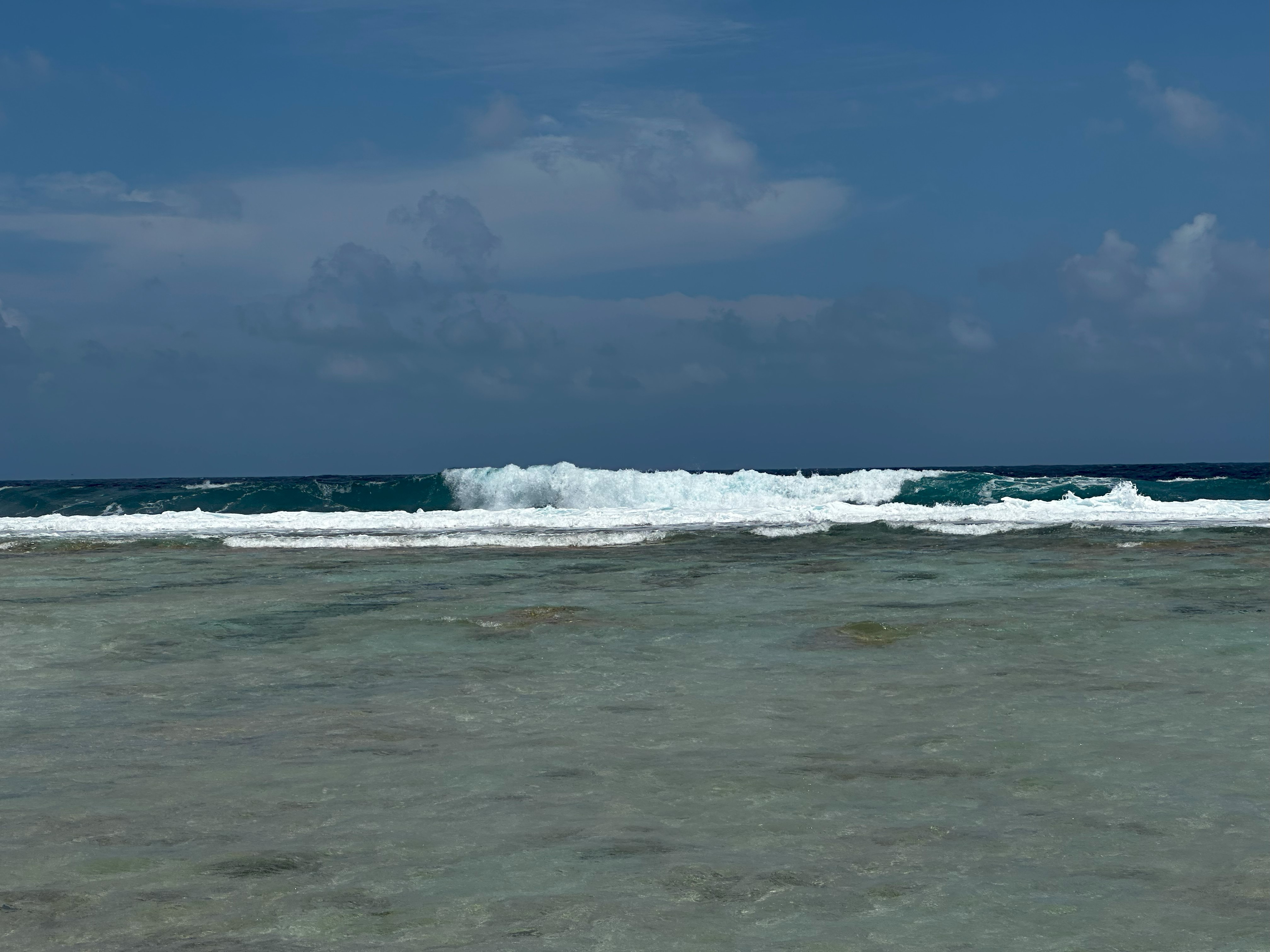 Rangiroa - Ocean Side