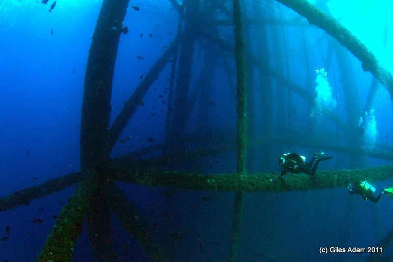 Rig Divers