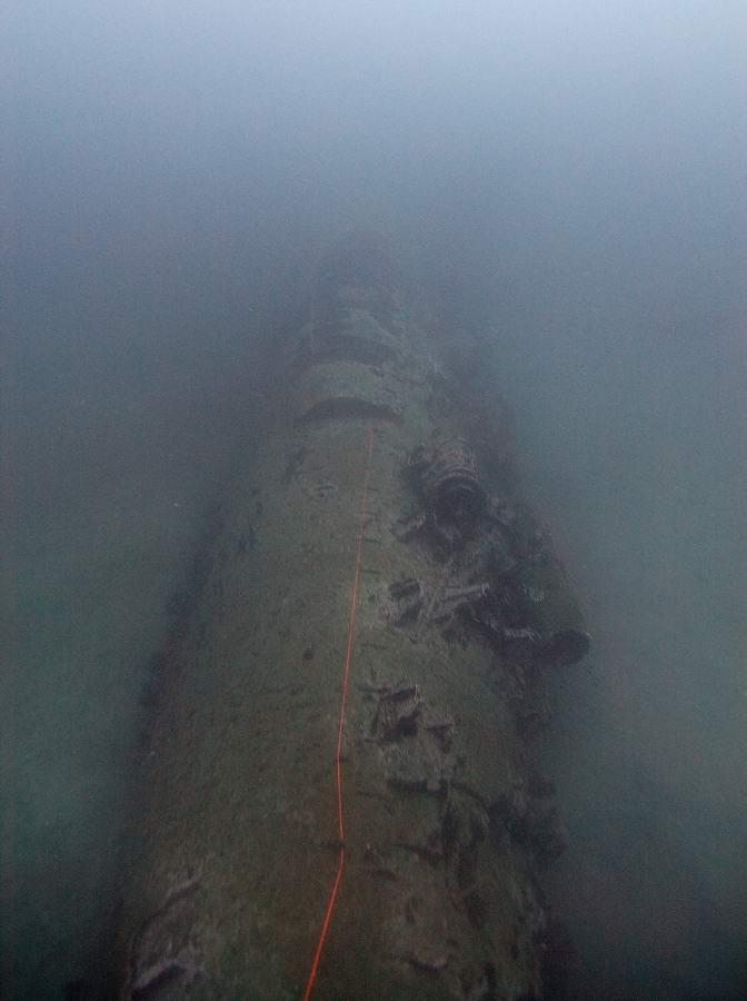 U352 from above